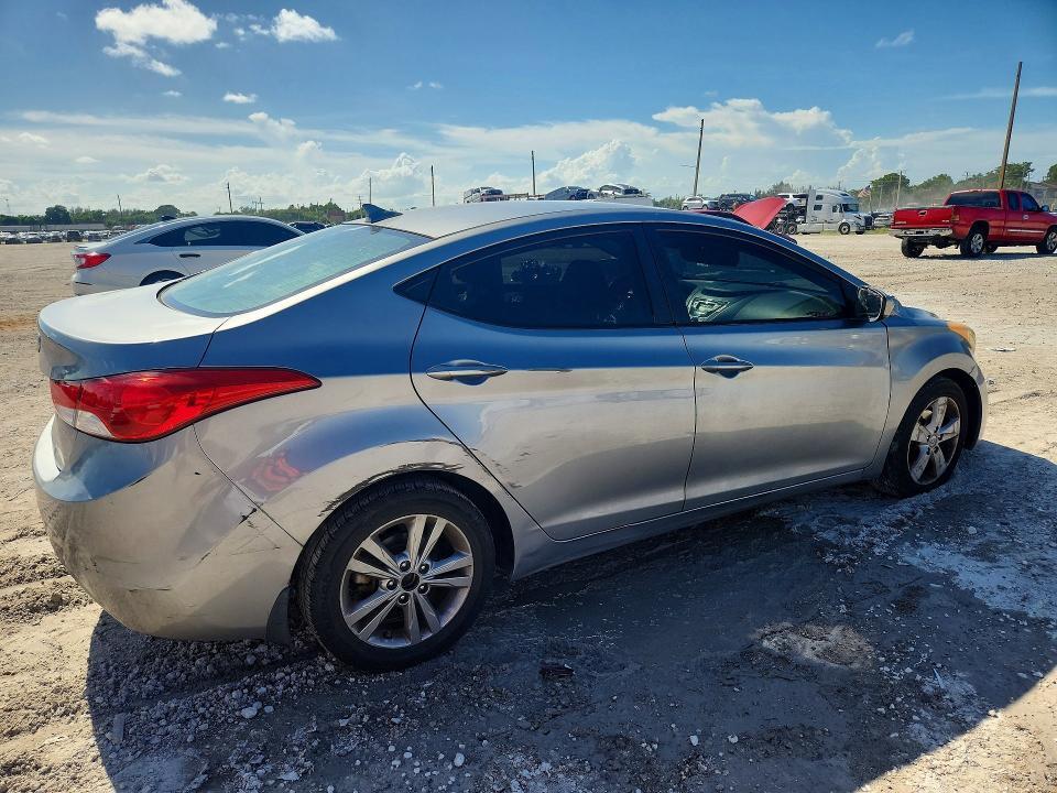 2012 HYUNDAI ELANTRA GLS — Фото 3 из 13