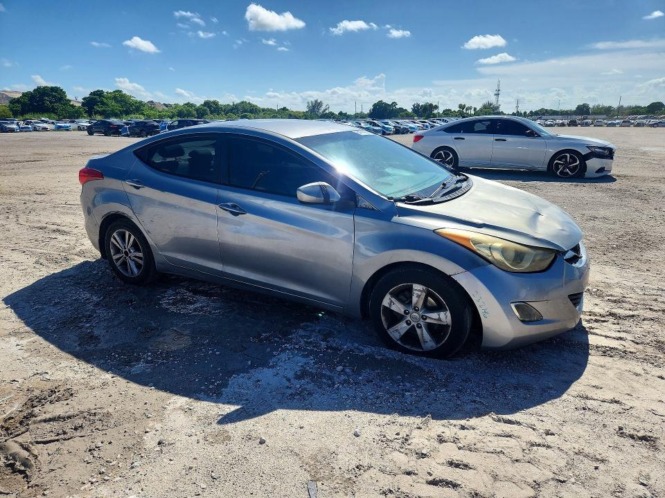 2012 HYUNDAI ELANTRA GLS — Фото 4 из 13