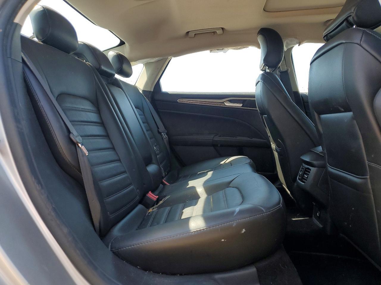 2016 FORD FUSION SE — Фото 10 из 12