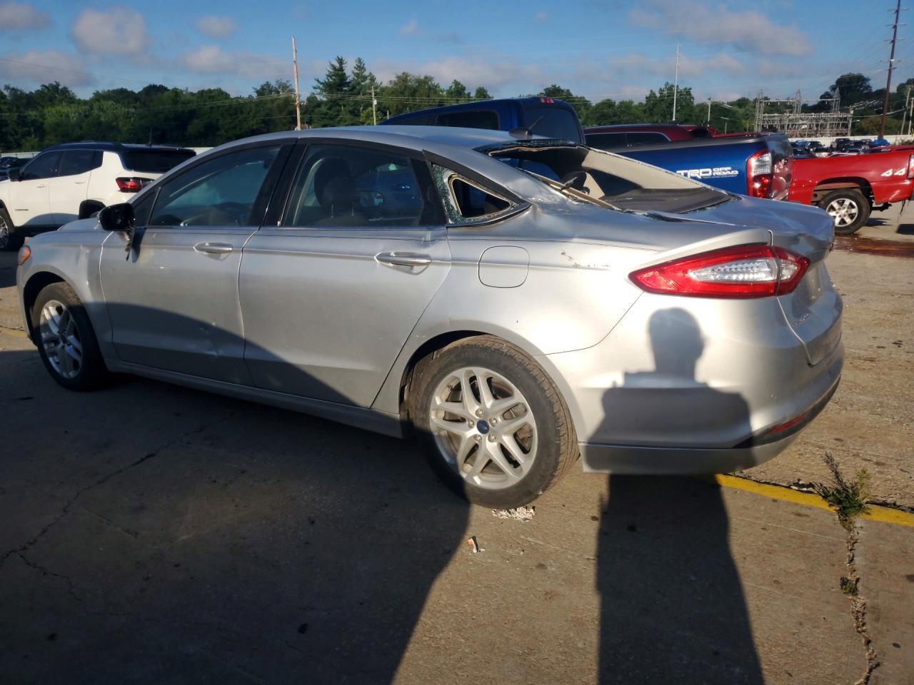 2016 FORD FUSION SE — Фото 2 из 12