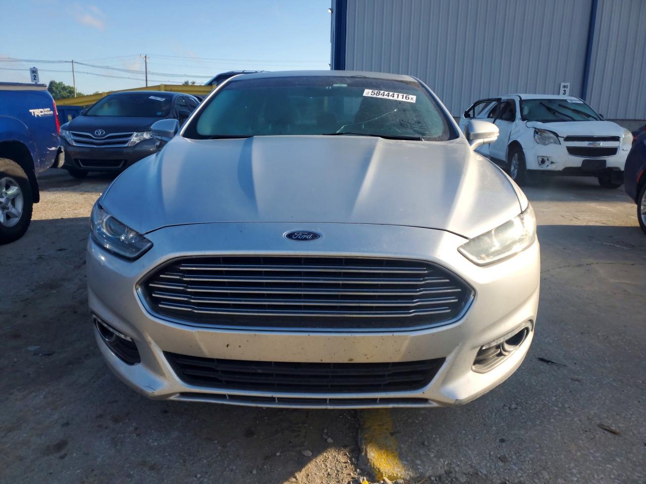 2016 FORD FUSION SE — Фото 5 из 12