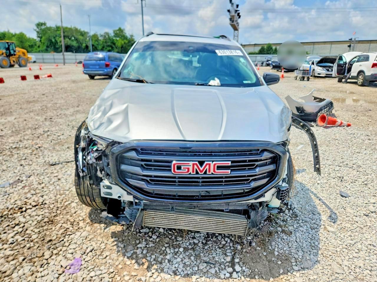 2020 GMC TERRAIN SLT — Фото 5 из 14