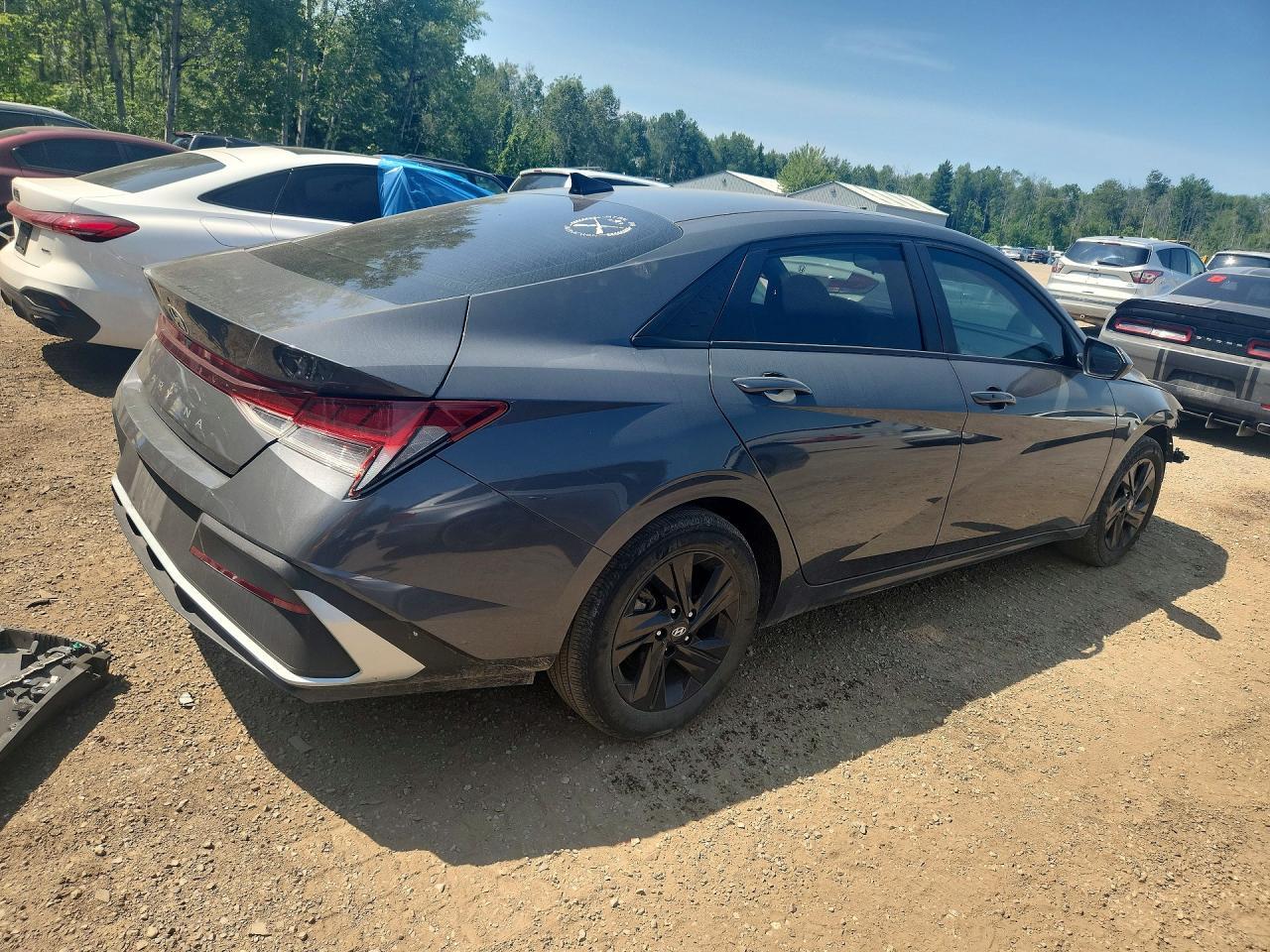 2024 HYUNDAI ELANTRA SEL — Фото 3 из 13
