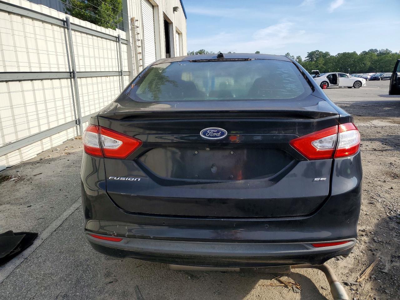 2016 FORD FUSION SE — Фото 6 из 12