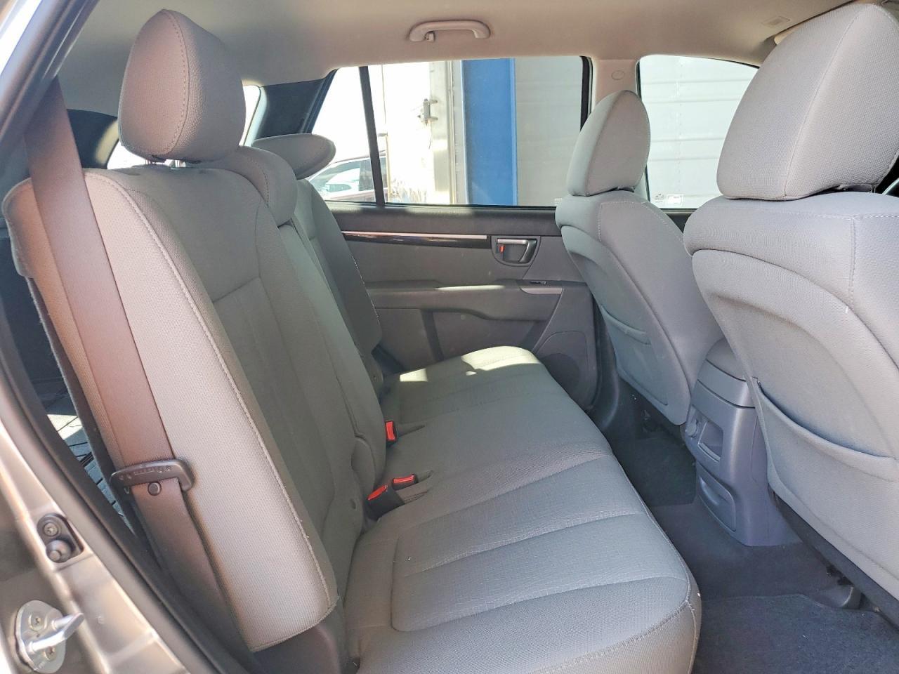 2012 HYUNDAI SANTA FE GLS — Фото 11 из 13