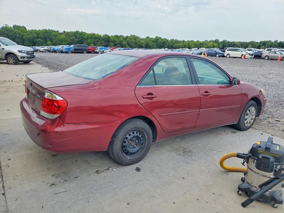 2005 TOYOTA CAMRY LE — Фото 3 из 12