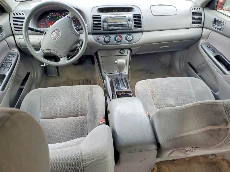 2005 TOYOTA CAMRY LE — Фото 8 из 12