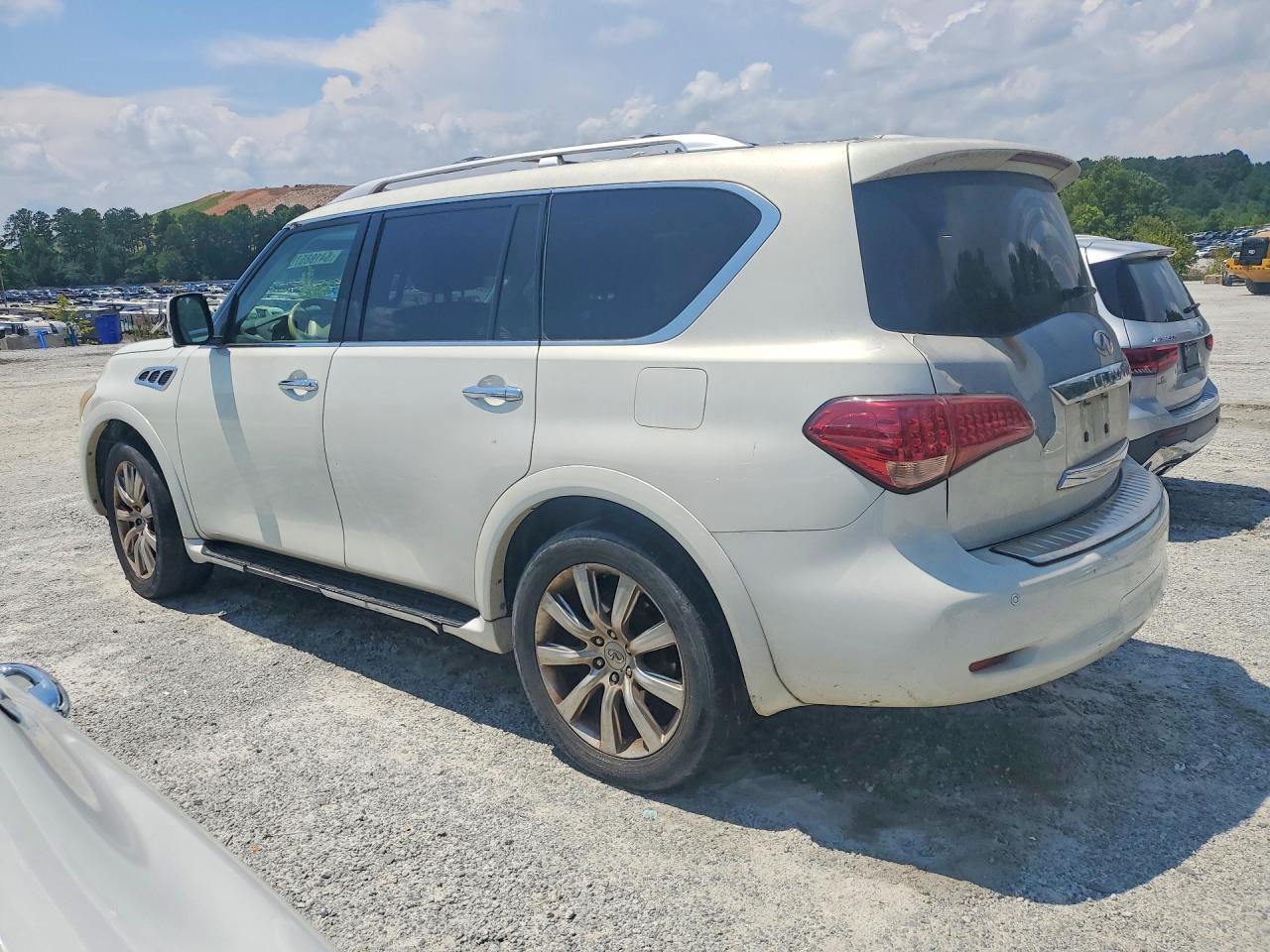 2012 INFINITI QX56 BASE — Фото 2 из 13