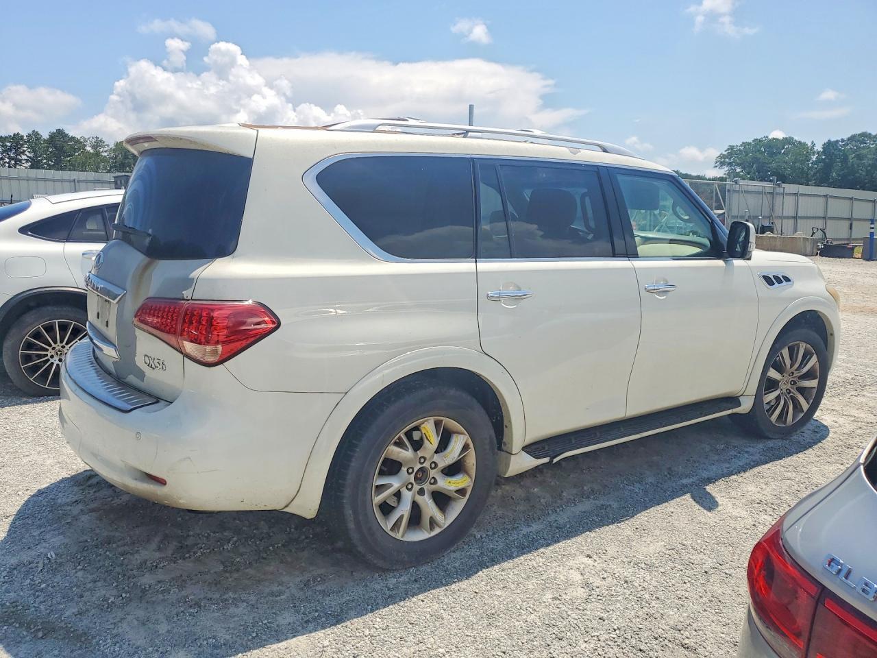 2012 INFINITI QX56 BASE — Фото 3 из 13