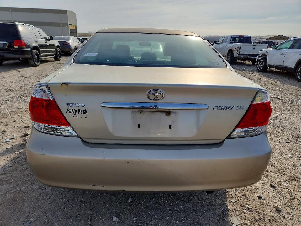 2005 TOYOTA CAMRY LE — Фото 6 из 12