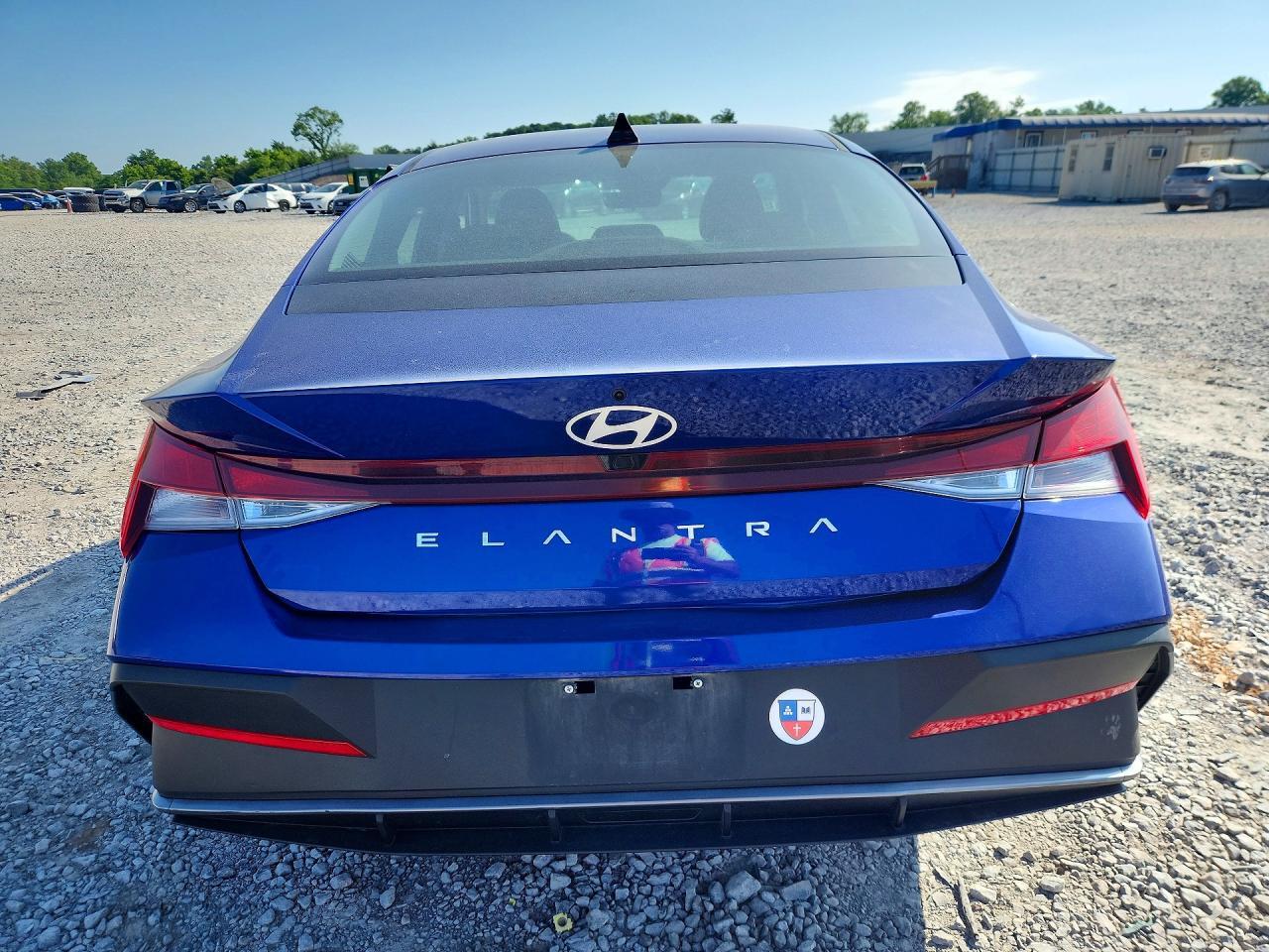 2024 HYUNDAI ELANTRA SEL — Фото 6 из 12