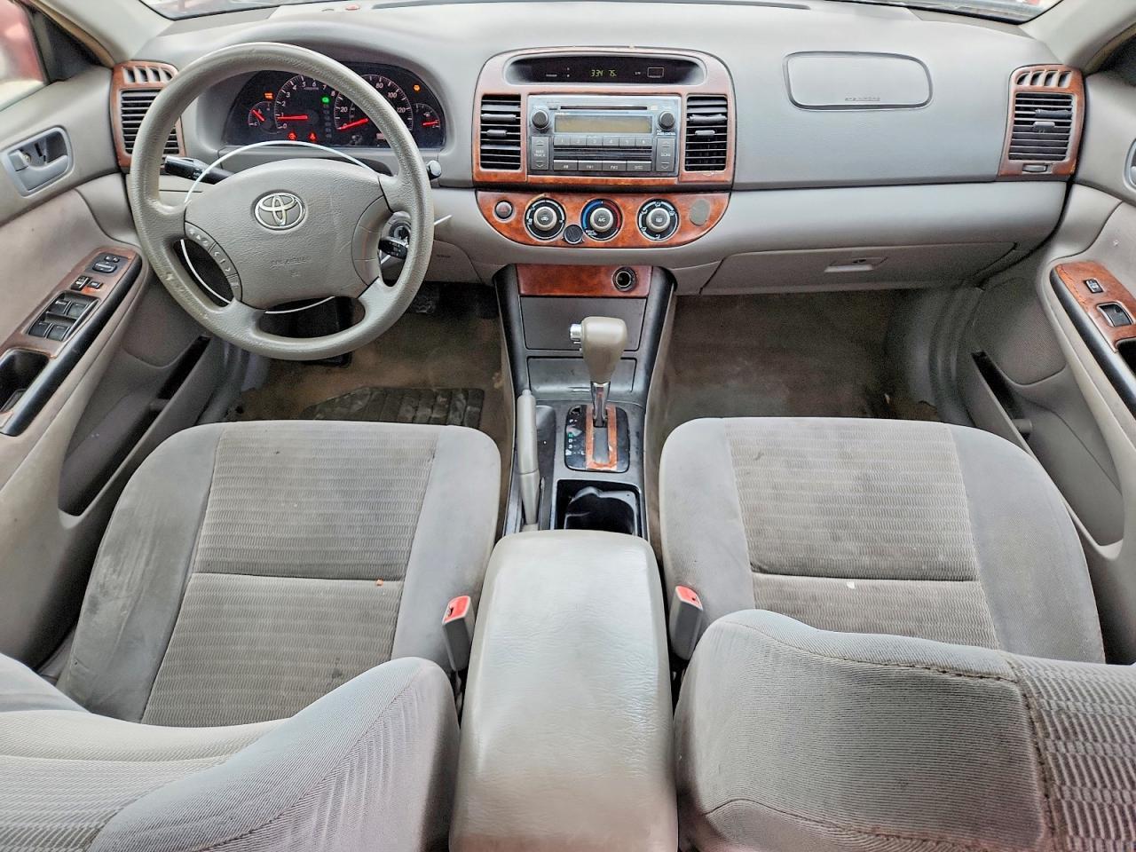 2005 TOYOTA CAMRY LE — Фото 8 из 12