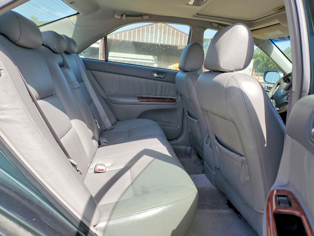 2005 TOYOTA CAMRY XLE V6 — Фото 10 из 12