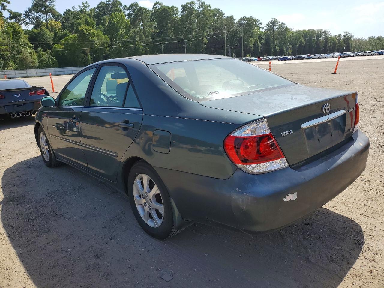 2005 TOYOTA CAMRY XLE V6 — Фото 2 из 12