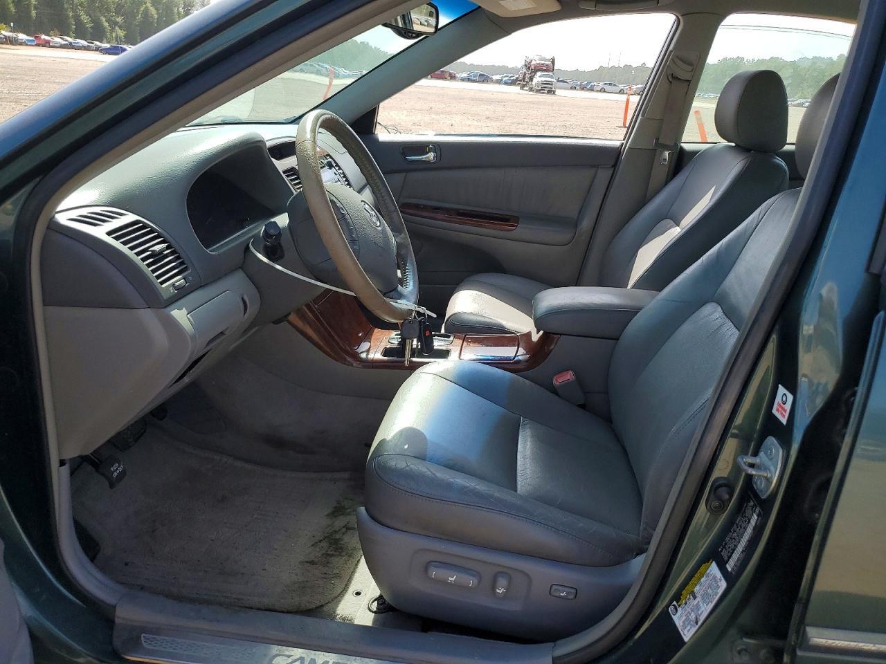 2005 TOYOTA CAMRY XLE V6 — Фото 7 из 12
