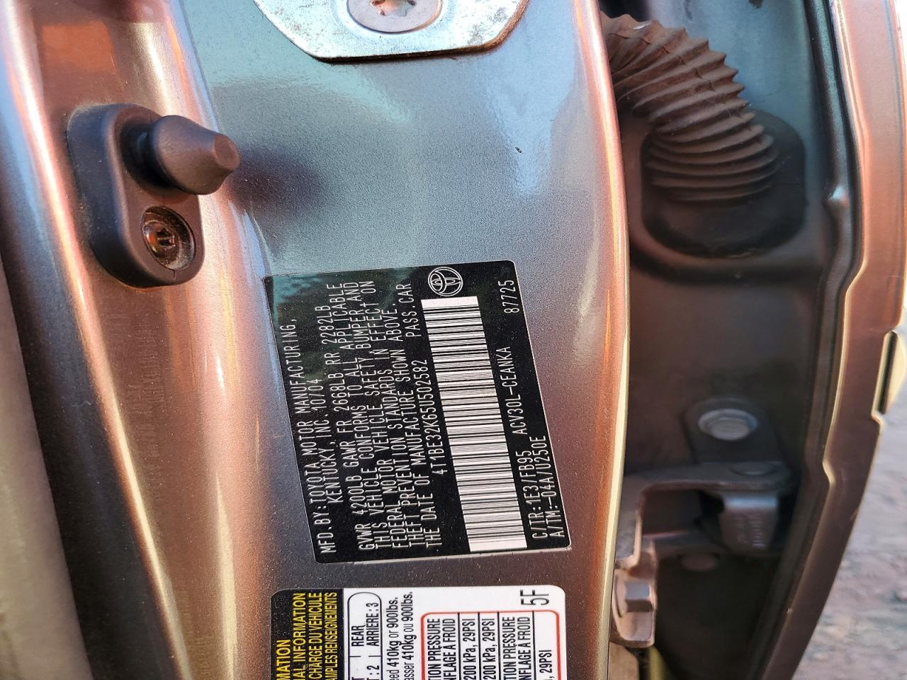 2005 TOYOTA CAMRY LE — Фото 12 из 12