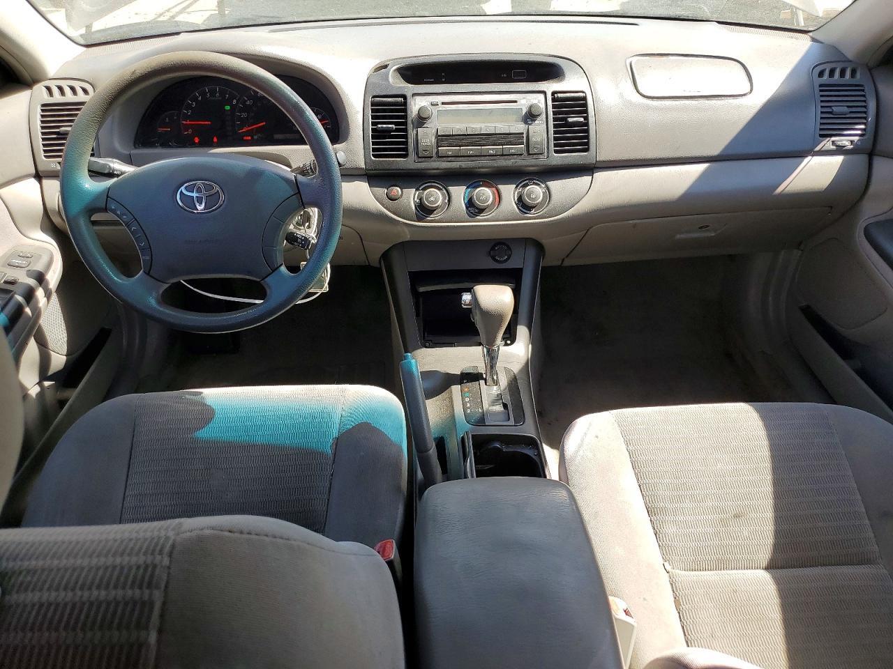 2005 TOYOTA CAMRY LE — Фото 8 из 12