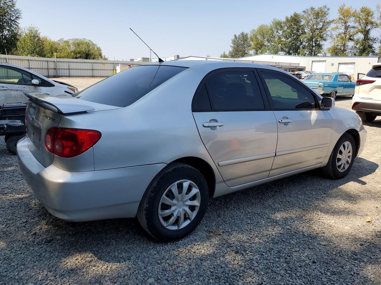 1NXBR32E25Z354705 2005 TOYOTA COROLLA photo no. 3