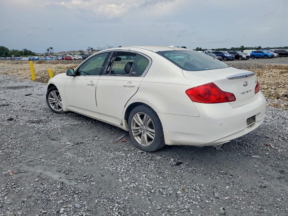 2012 INFINITI G37 SEDAN JOURNEY — Фото 2 из 12