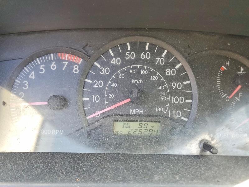 2005 TOYOTA COROLLA CE — Фото 9 из 12