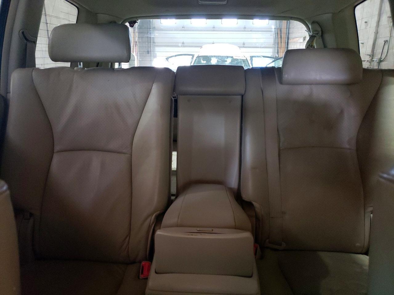 2005 TOYOTA HIGHLANDER LIMITED — Фото 10 из 13