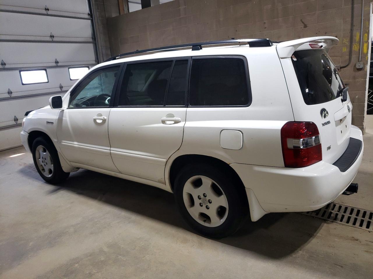 2005 TOYOTA HIGHLANDER LIMITED — Фото 2 из 13