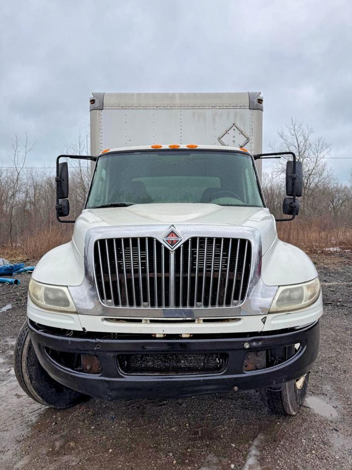 2012 INTERNATIONAL 4300 BOX TRUCK — Фото 9 из 10