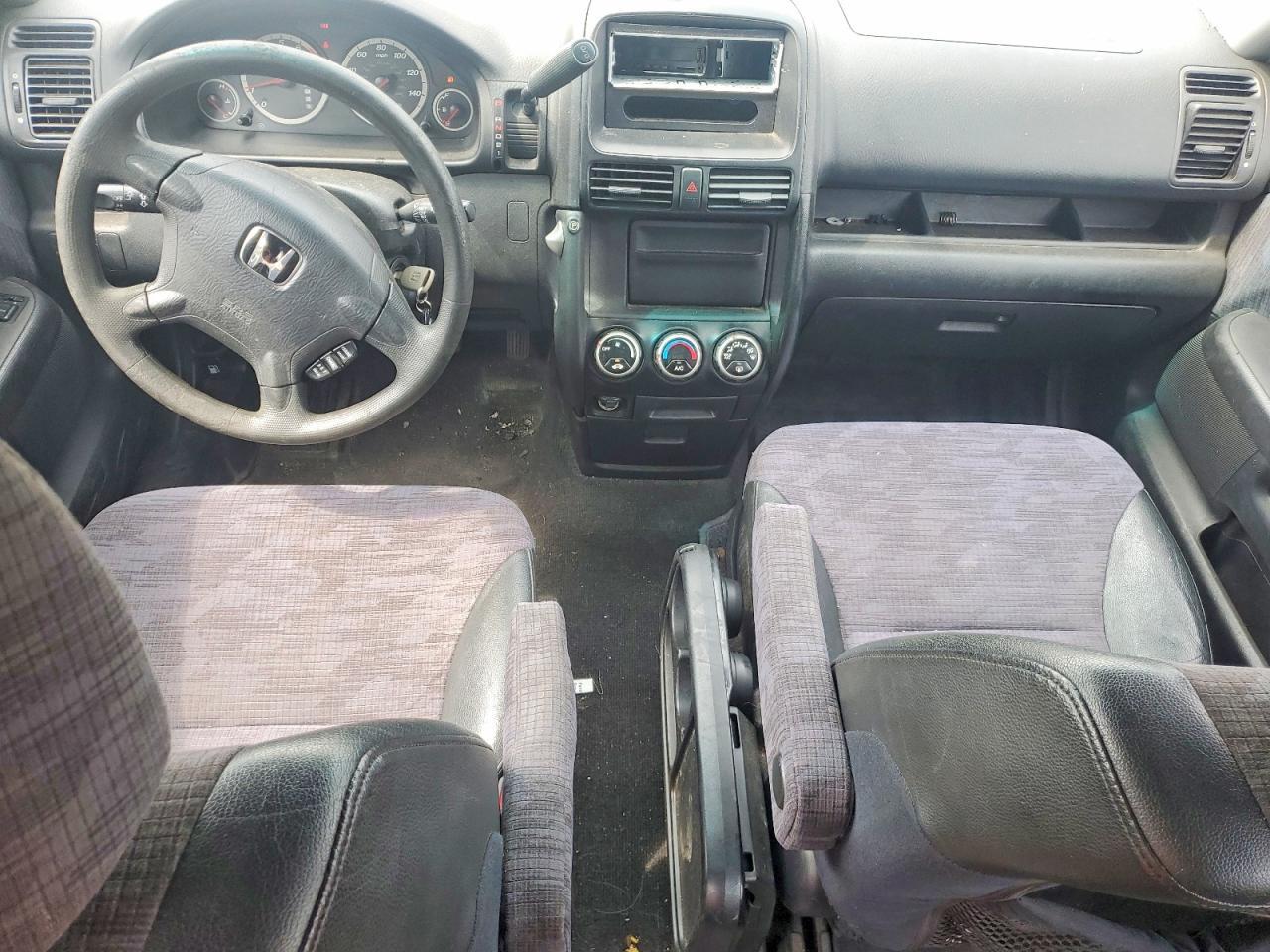2002 HONDA CR-V LX — Фото 8 из 12