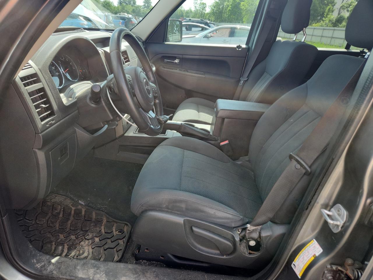 1C4PJMAK7CW108815 2012 JEEP LIBERTY photo no. 7