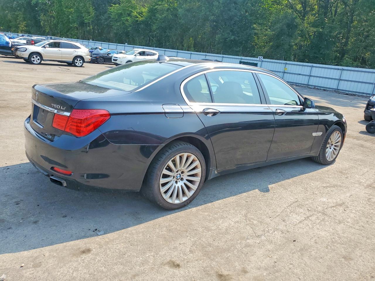 2009 BMW 750 LI — Фото 3 из 12
