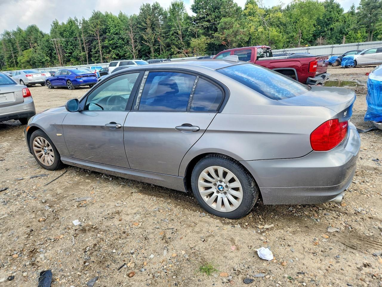 2009 BMW 328 I SULEV — Фото 2 из 13