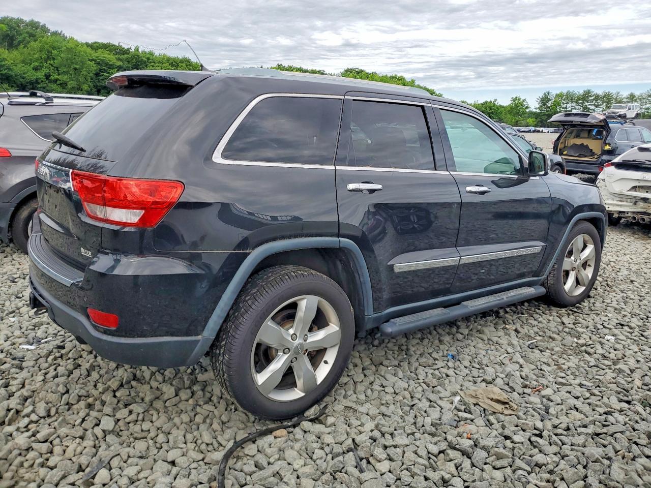 2012 JEEP GRAND CHEROKEE OVERLAND — Фото 3 из 13
