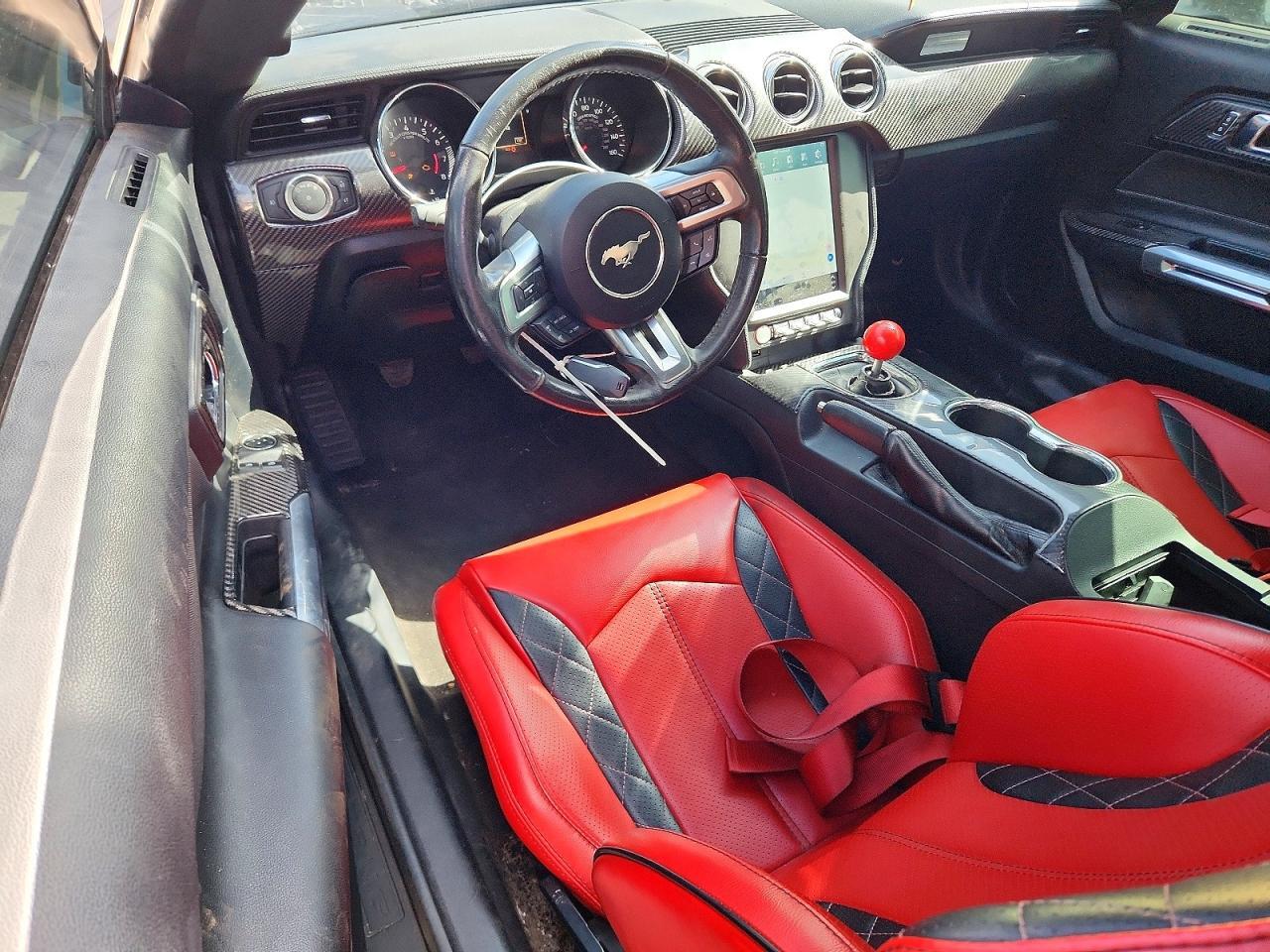 2016 FORD MUSTANG GT — Фото 8 из 12