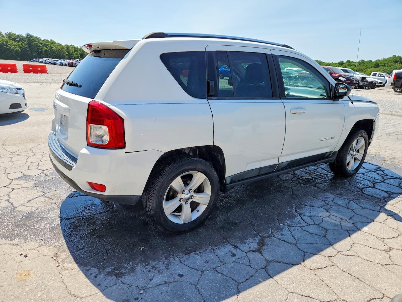 2012 JEEP COMPASS SPORT — Фото 3 из 13