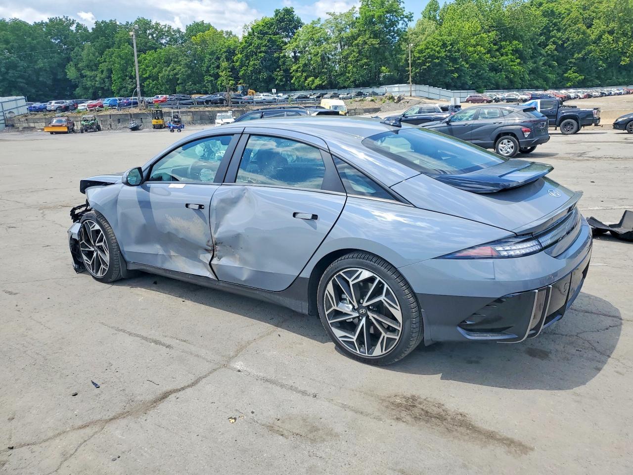 2024 HYUNDAI IONIQ 6 SEL — Фото 2 из 12