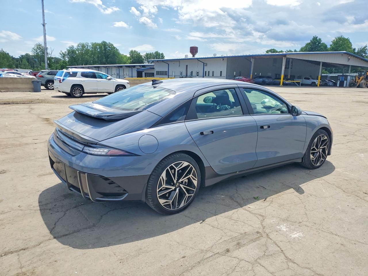 2024 HYUNDAI IONIQ 6 SEL — Фото 3 из 12