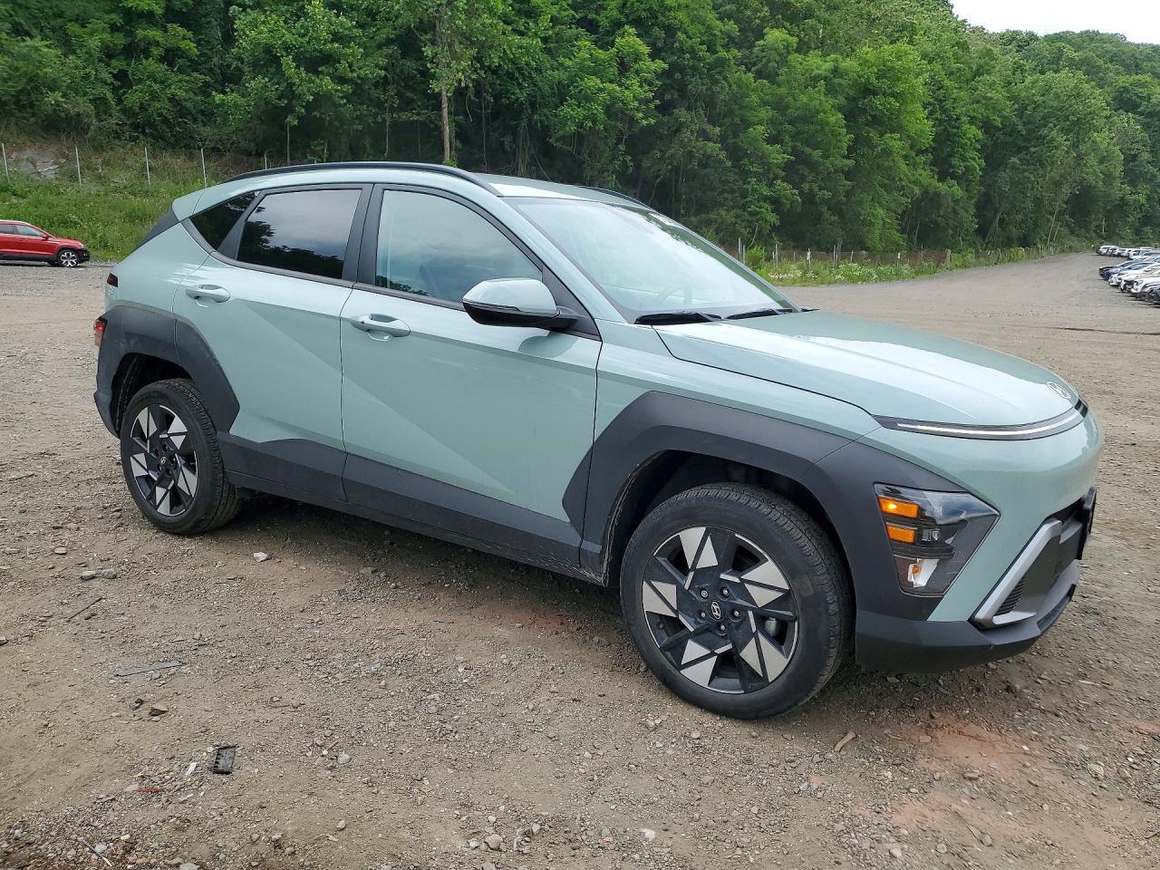 2024 HYUNDAI KONA SEL — Фото 4 из 13