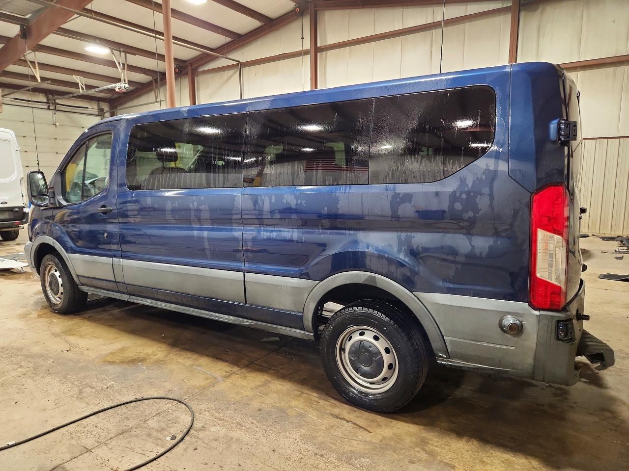 2016 FORD TRANSIT T-350 — Фото 2 из 13