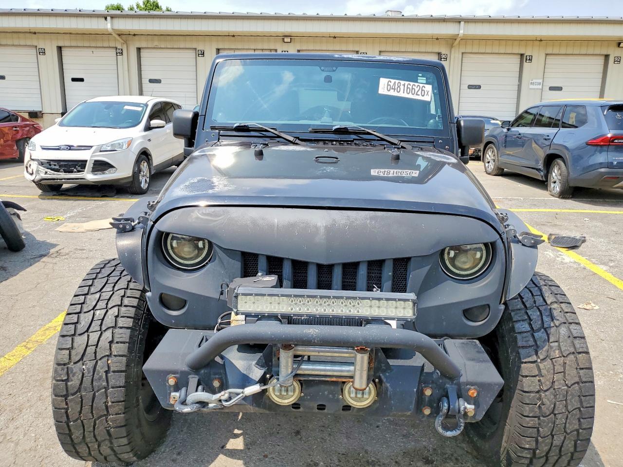 2012 JEEP WRANGLER UNLIMITED SPORT — Фото 5 из 12