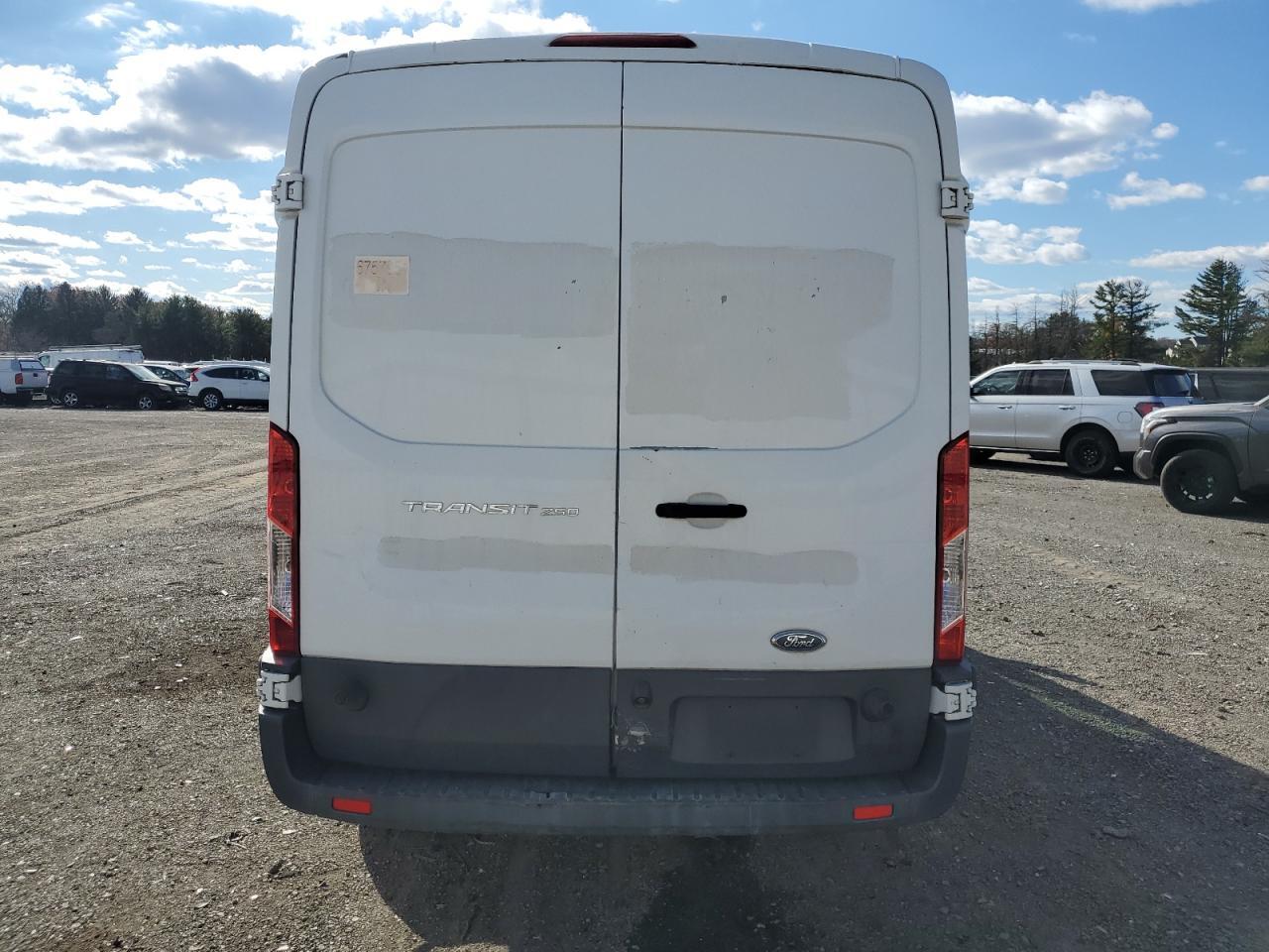 2016 FORD TRANSIT 250 DELIVERY VAN — Фото 6 из 13