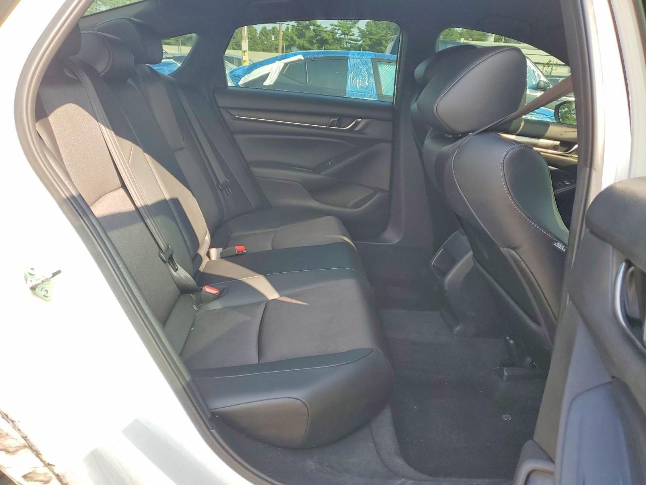 2020 HONDA ACCORD SPORT — Фото 10 из 12