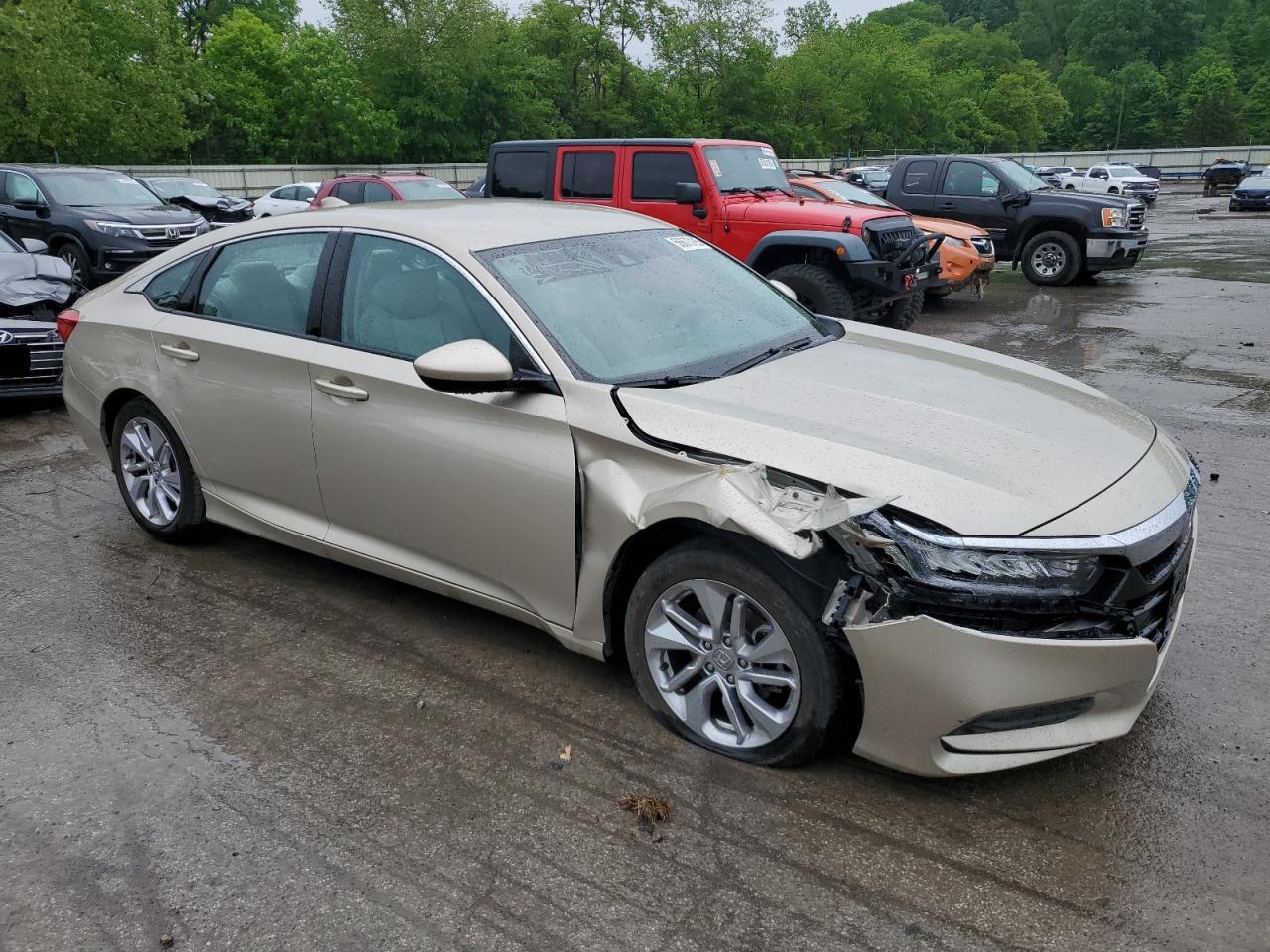 2020 HONDA ACCORD LX — Фото 4 из 12