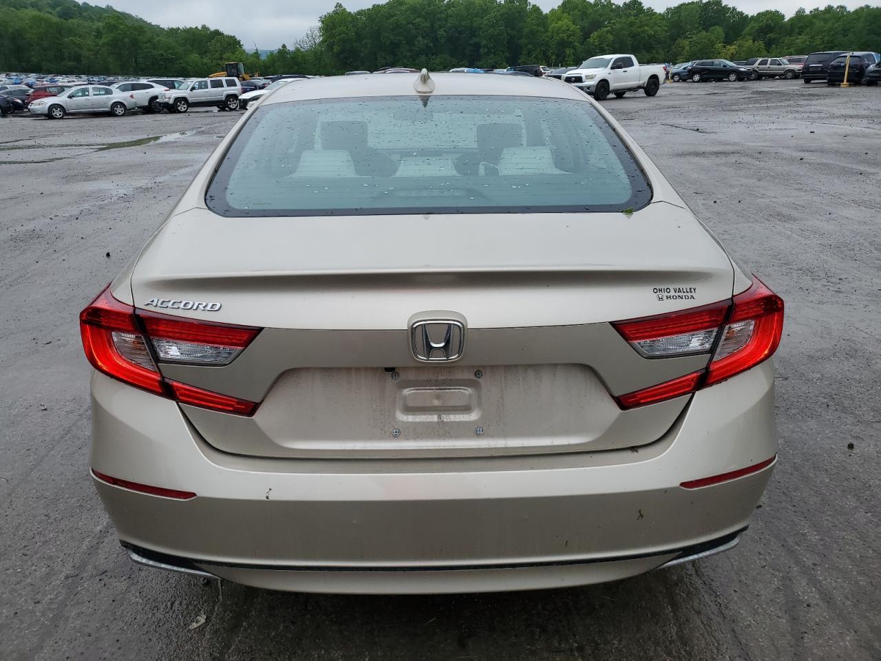 2020 HONDA ACCORD LX — Фото 6 из 12
