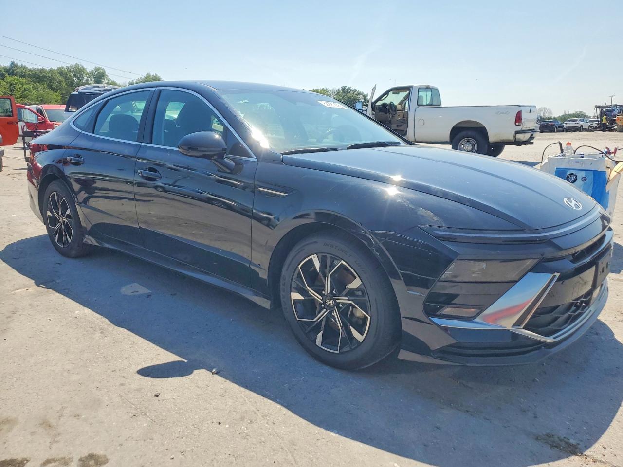 2024 HYUNDAI SONATA SEL — Фото 4 из 12
