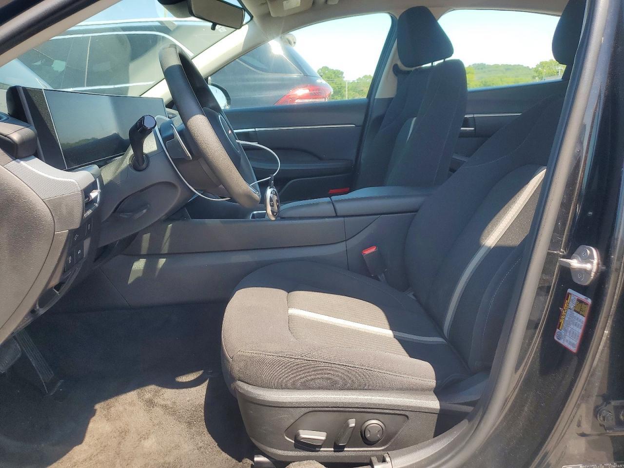 2024 HYUNDAI SONATA SEL — Фото 7 из 12