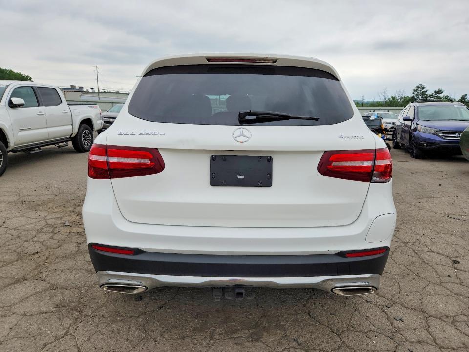 2019 MERCEDES-BENZ GLC 350E — Фото 6 из 13