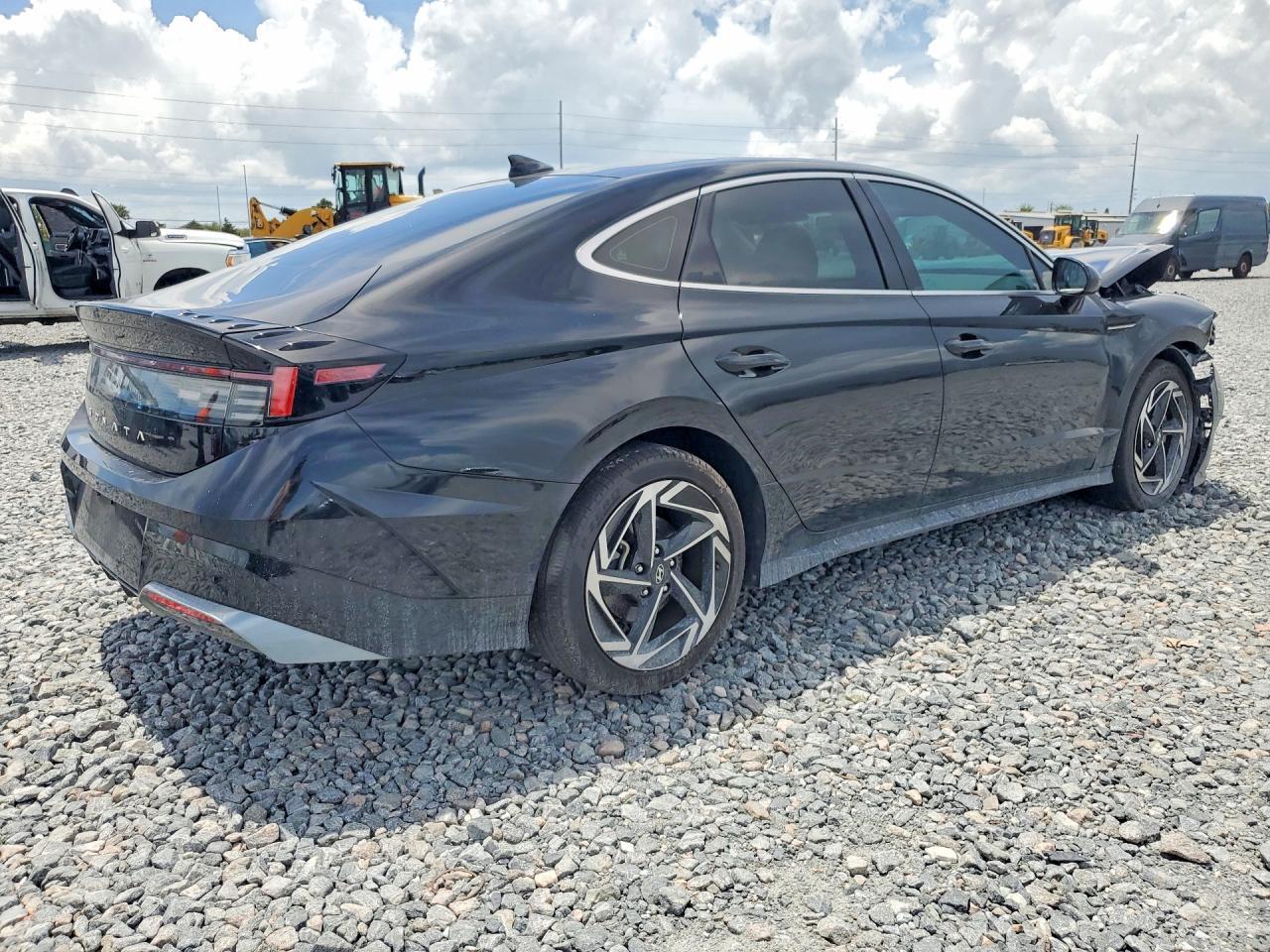2024 HYUNDAI SONATA SEL — Фото 3 из 12