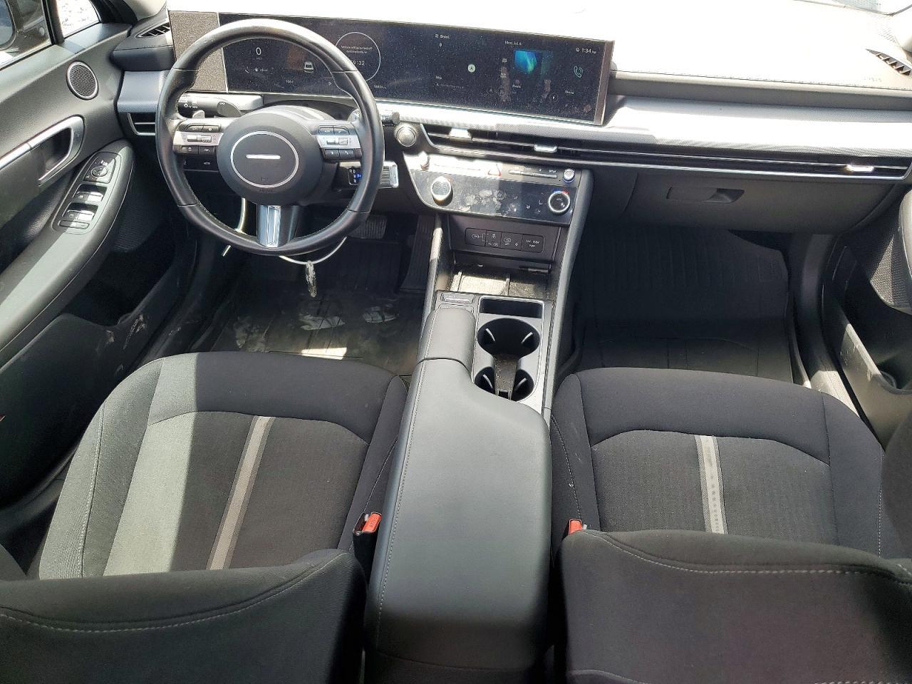 2024 HYUNDAI SONATA SEL — Фото 8 из 12
