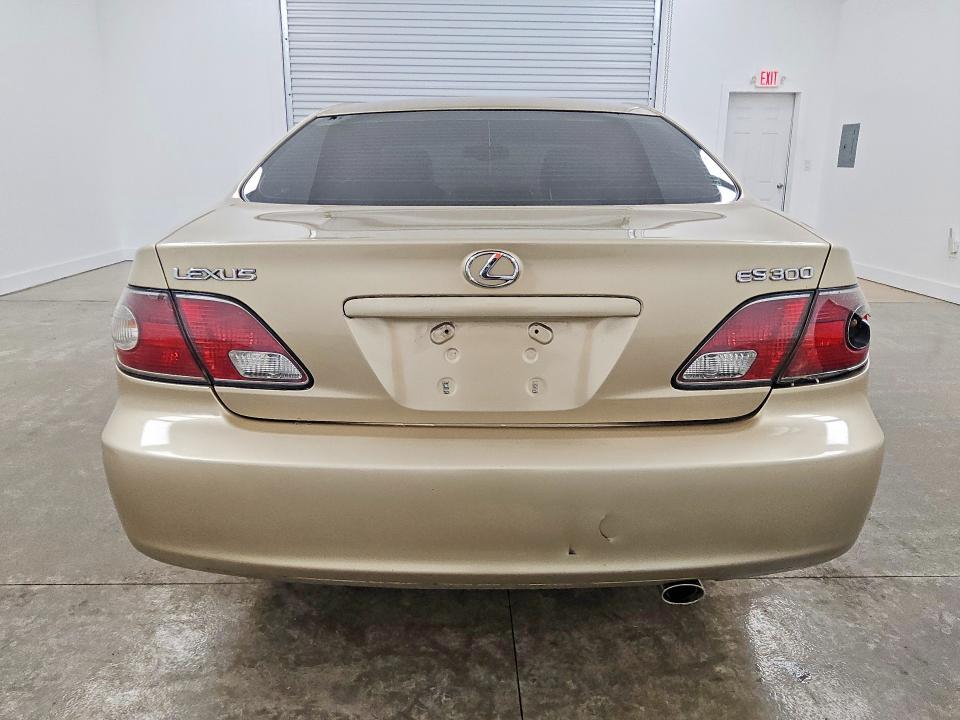 2002 LEXUS ES 300 — Фото 6 из 12