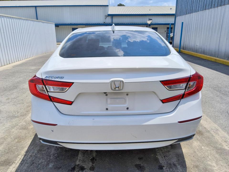 2020 HONDA ACCORD LX — Фото 6 из 12